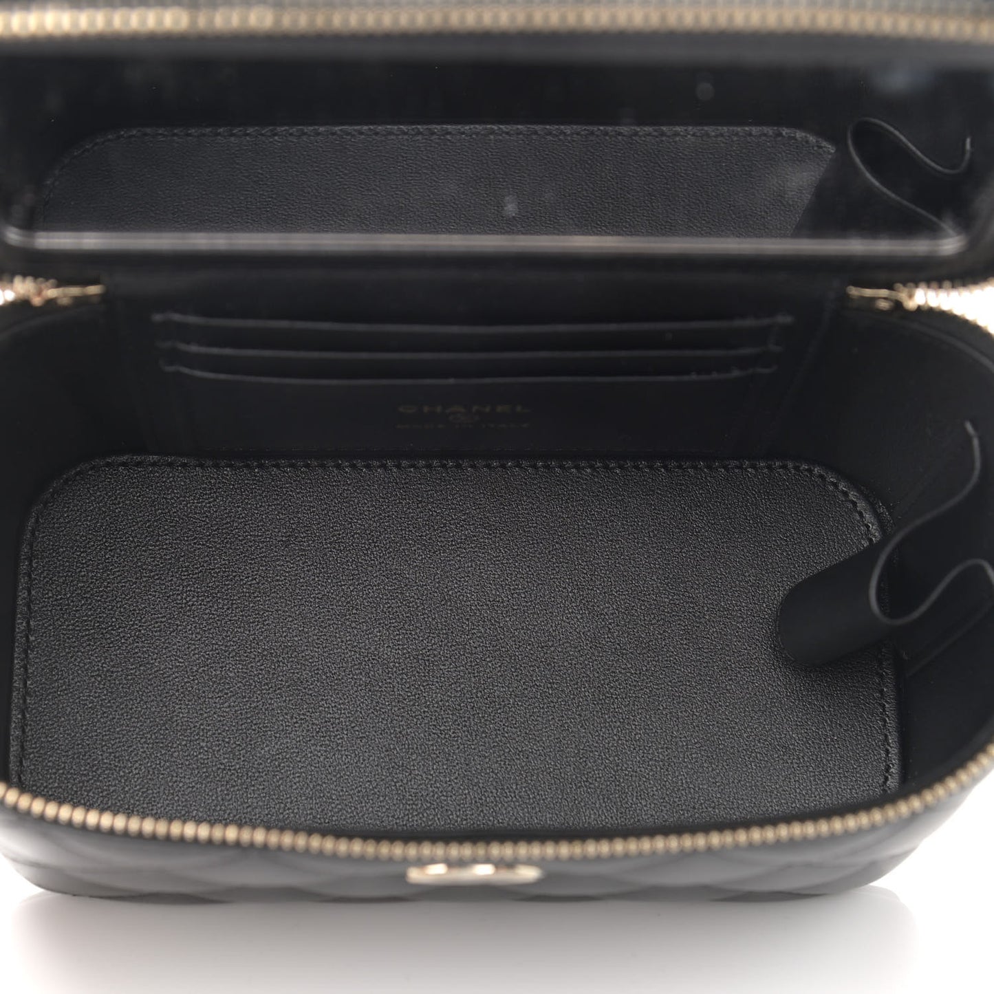 Lambskin Quilted Small Top Handle Vanity Case With Chain Black