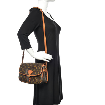 Louis Vuitton Monogram Sologne 2 of 14