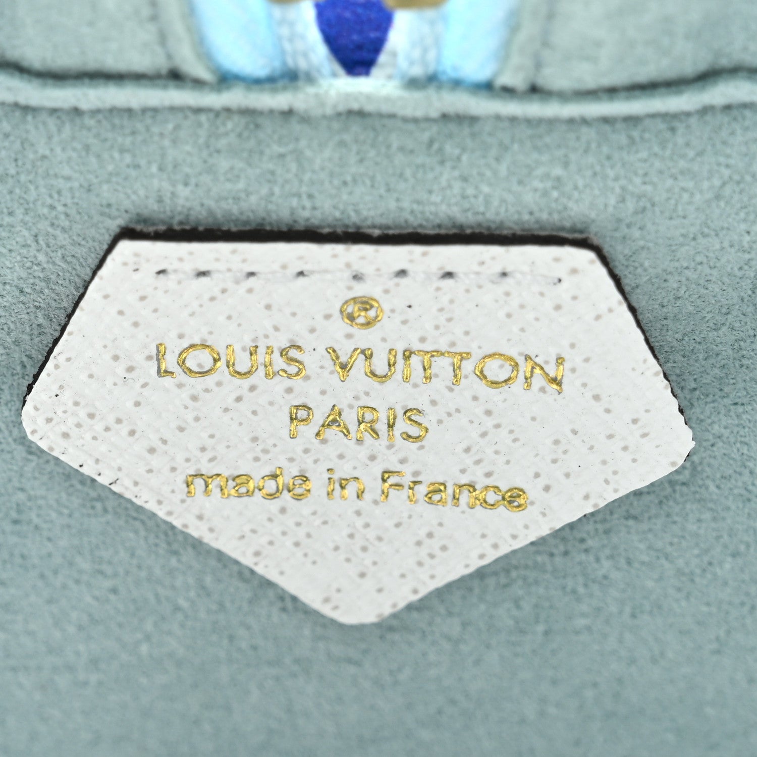 Louis Vuitton Monogram Giant Hawaii Beach Pouch Blue 6 of 9