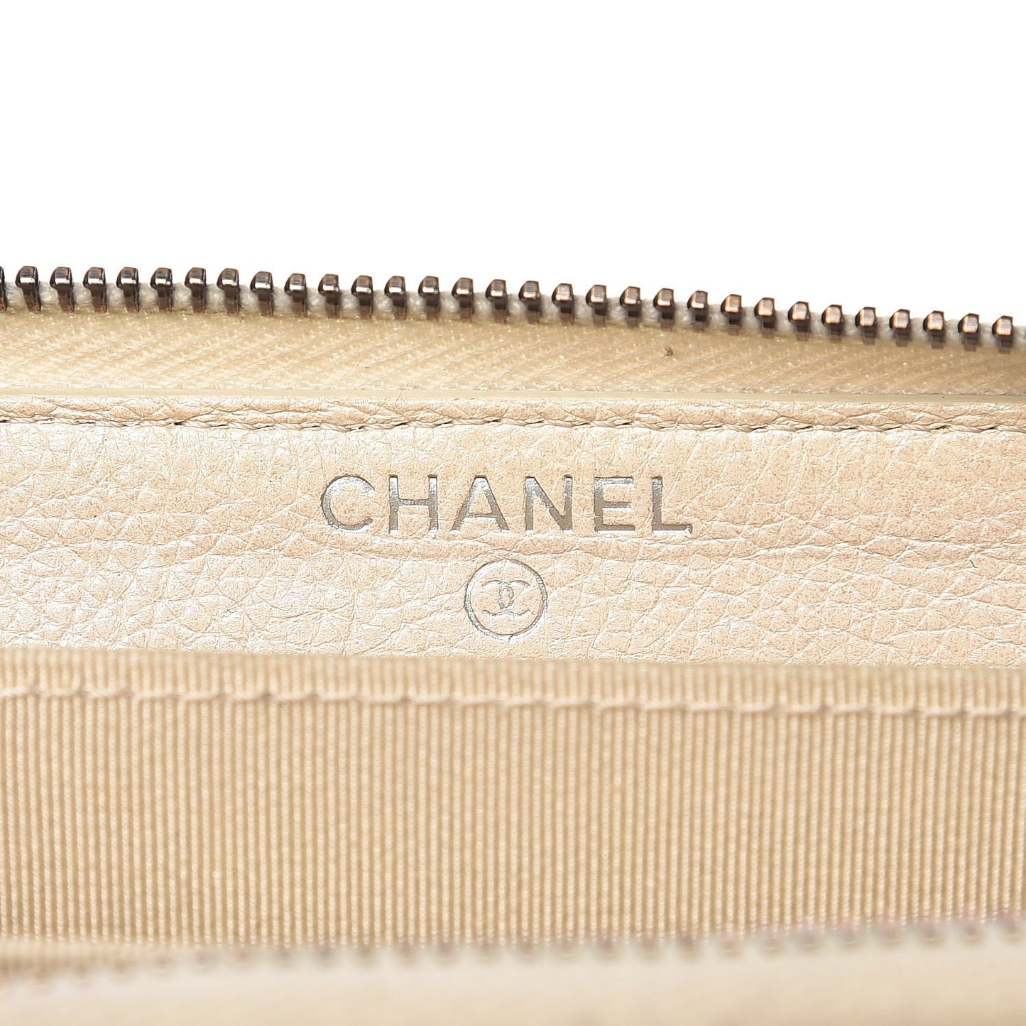 Metallic Calfskin Quilted Small CC Zip Around Wallet Pearl