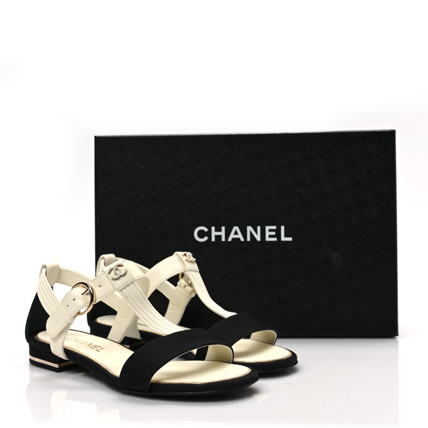 Lambskin Grosgrain CC Sandals 36 Ivory Black