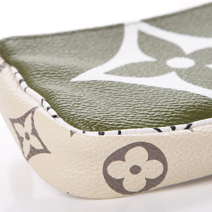 Louis Vuitton Monogram Giant Micro Pochette Accessories Kaki White 8 of 10