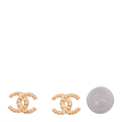 Chanel Metal Along The Nile CC Earrings Gold 2 of 5