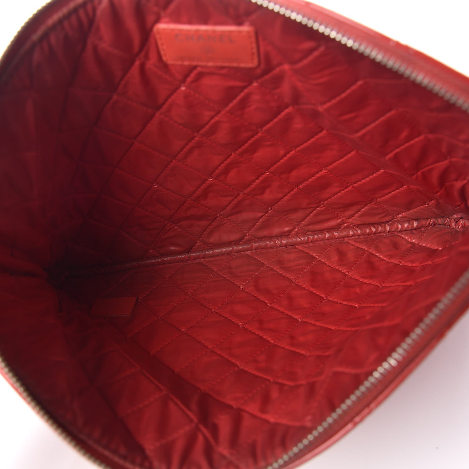 Chanel Patent Calfskin Quilted Valentine Hearts Medium Cosmetic Case Red 5 of 8