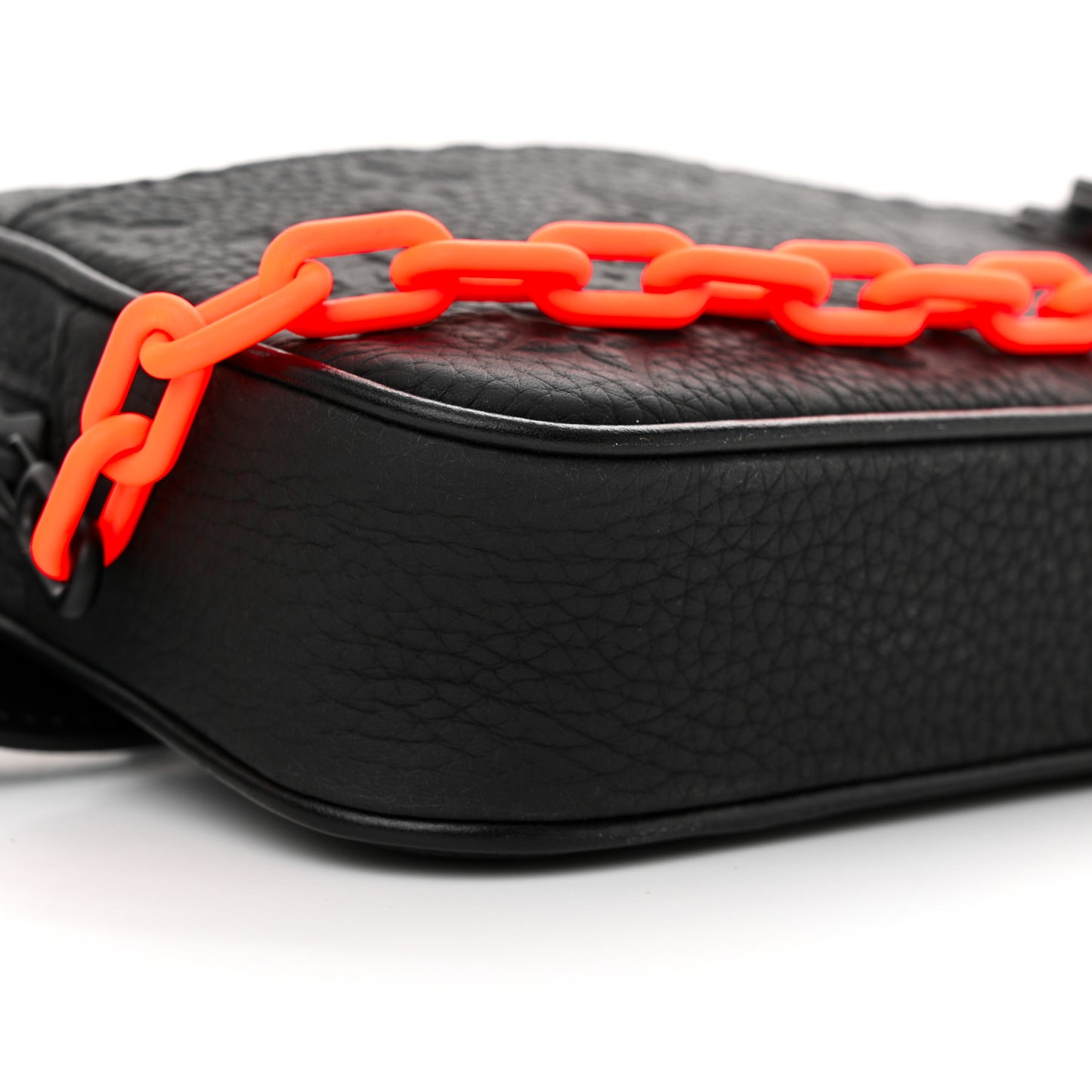 Taurillon Monogram Uniformes Solar Ray Soft Pochette Volga Belt Bag Black