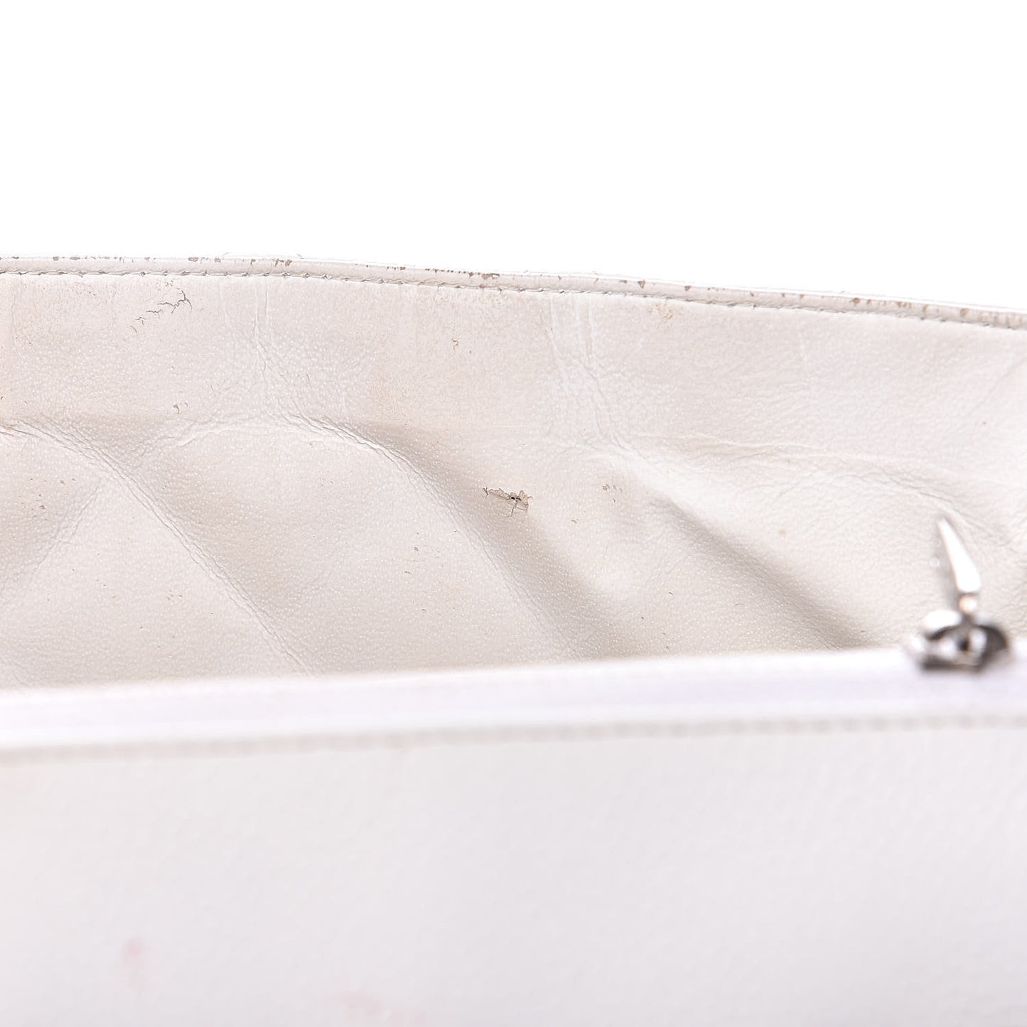 Caviar Quilted Jumbo Single Flap White