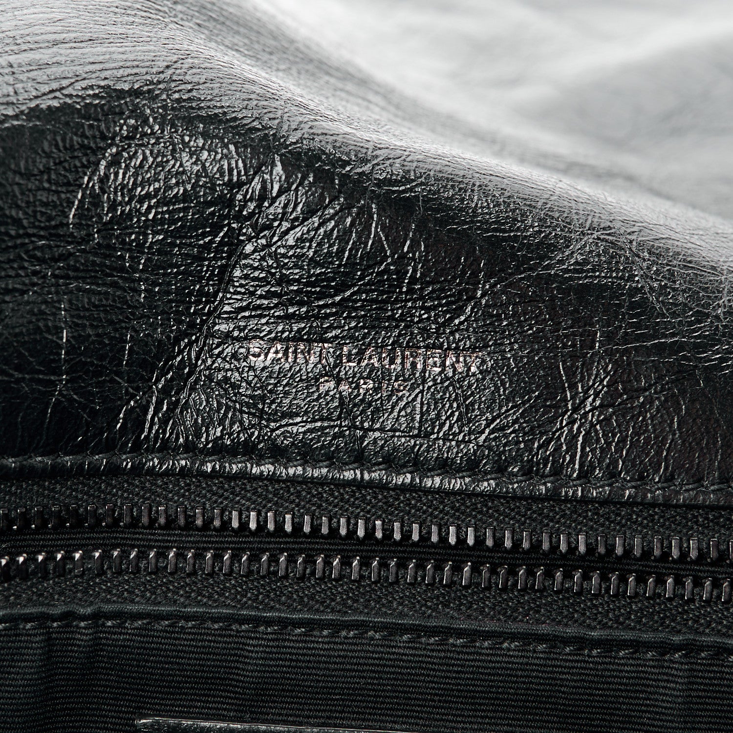 Saint Laurent Crinkled Calfskin Matelasse Monogram Medium Niki Chain Satchel Black 6 of 15
