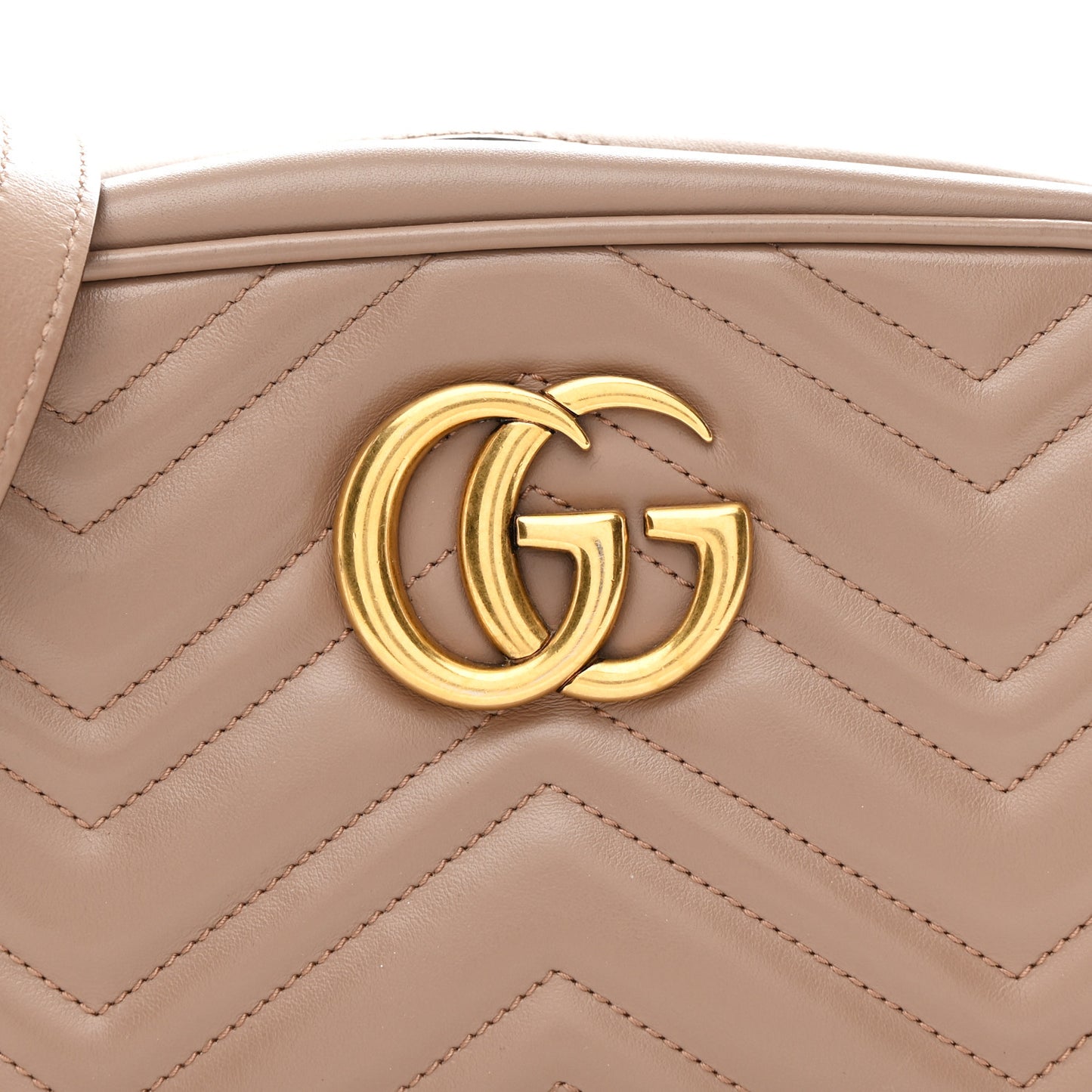 Calfskin Matelasse Small GG Marmont Chain Shoulder Bag Porcelain Rose