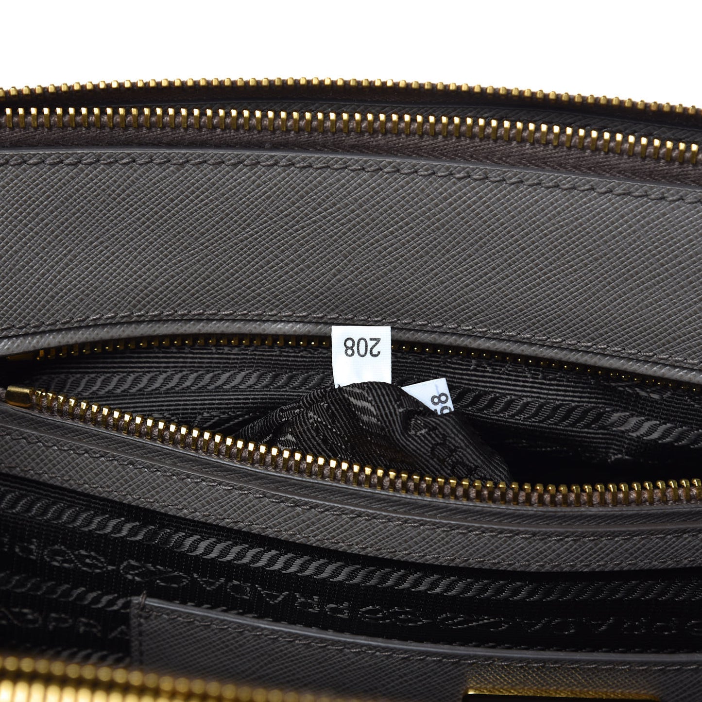 Saffiano Medium Galleria Double Zip Tote Argilla