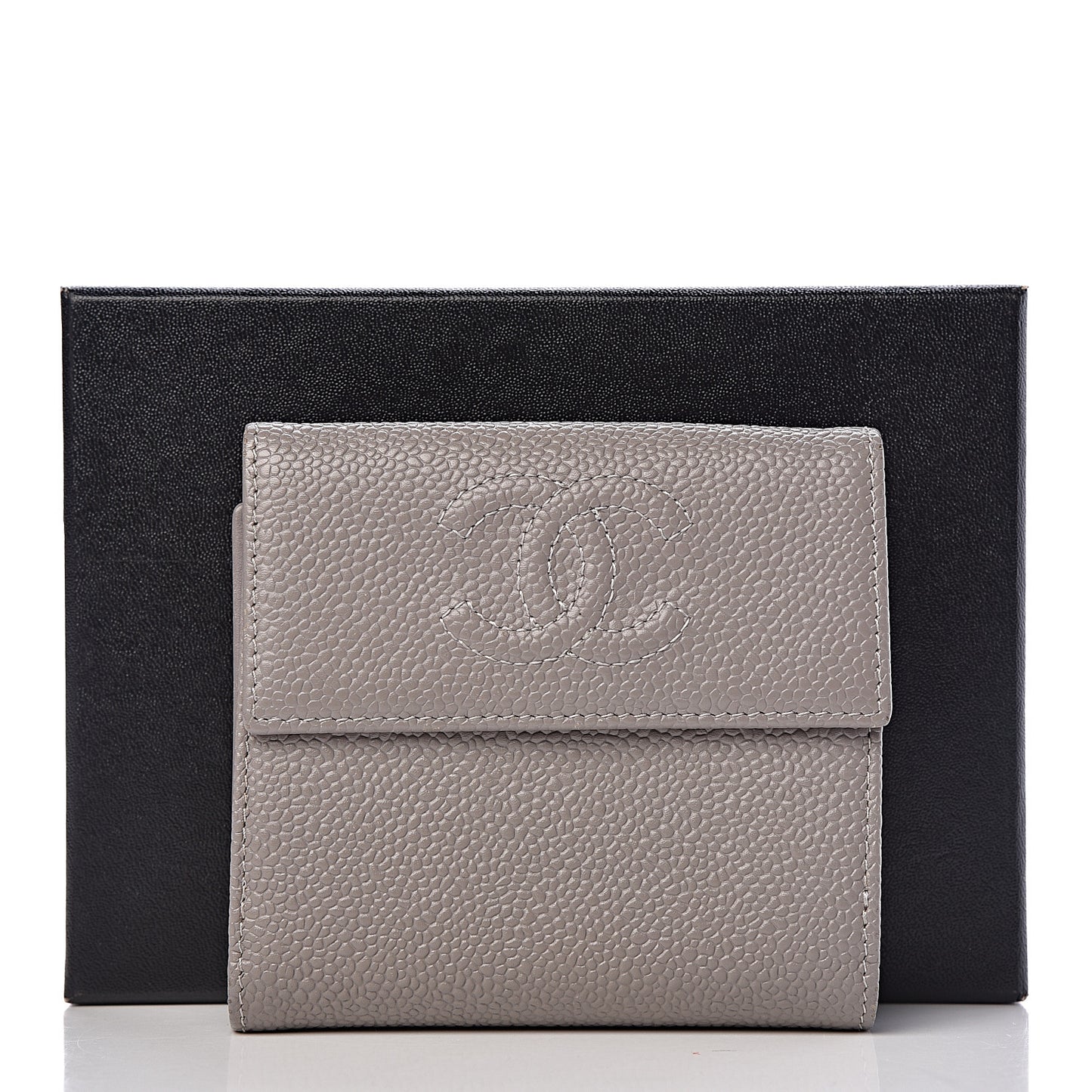 Caviar Timeless CC Compact French Wallet Light Grey