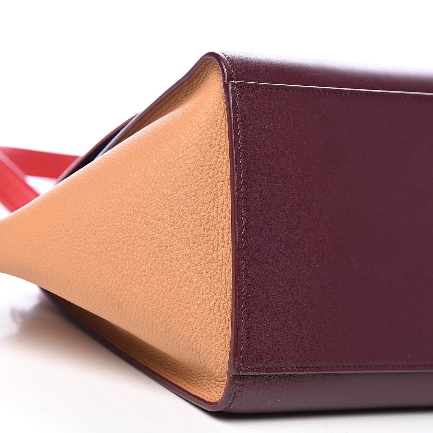 Satin Baby Grained Calfskin Small Trapeze Carmin