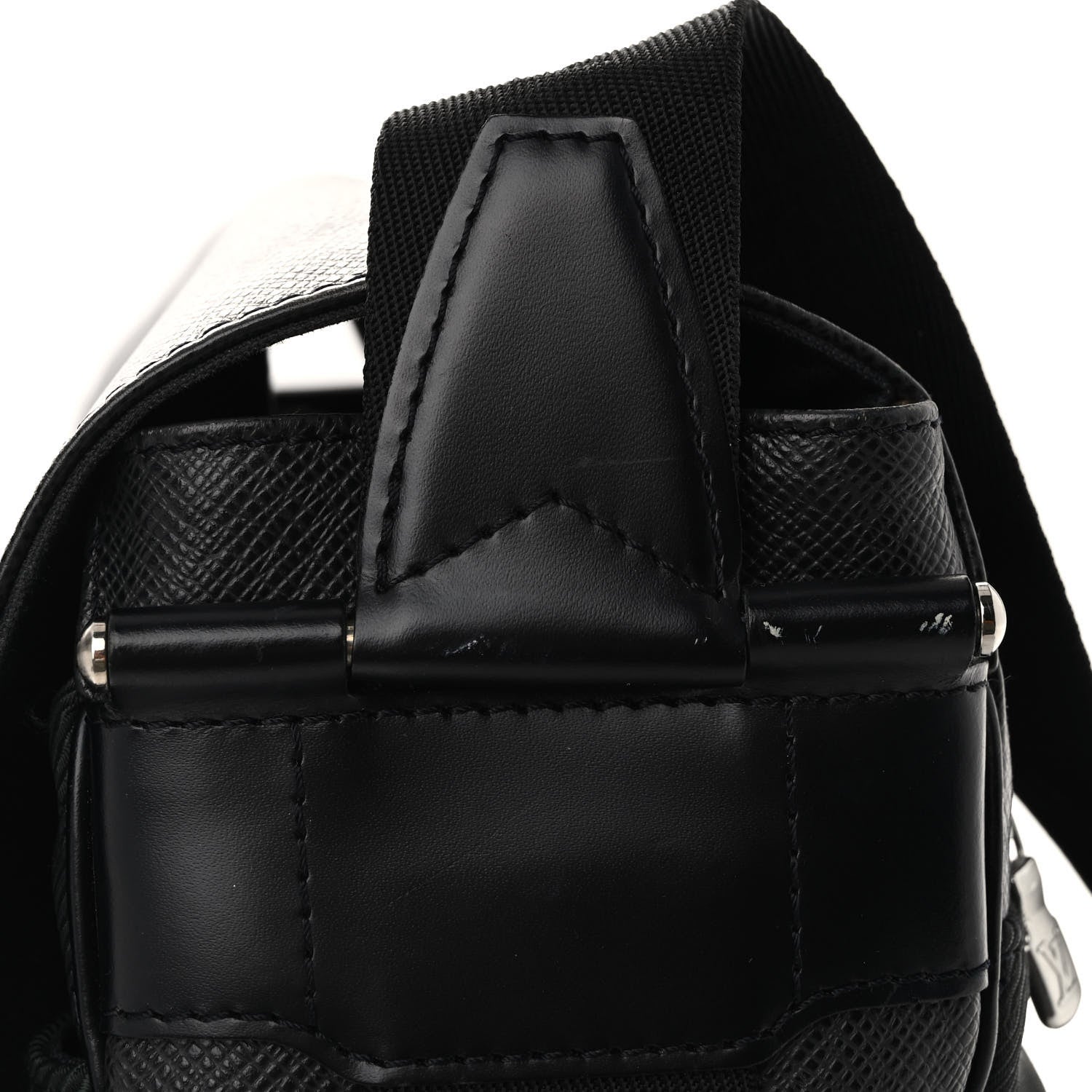 Louis Vuitton Taiga Viktor Messenger Bag Ardoise 11 of 12