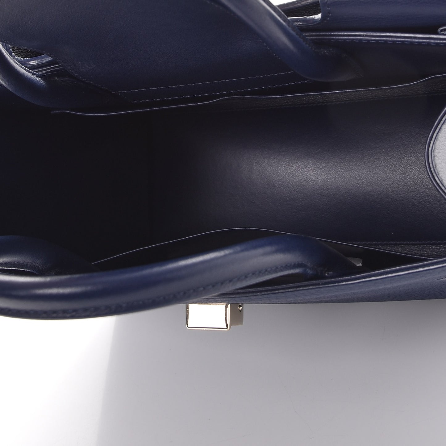 Bullcalf Medium Diorever Flap Navy