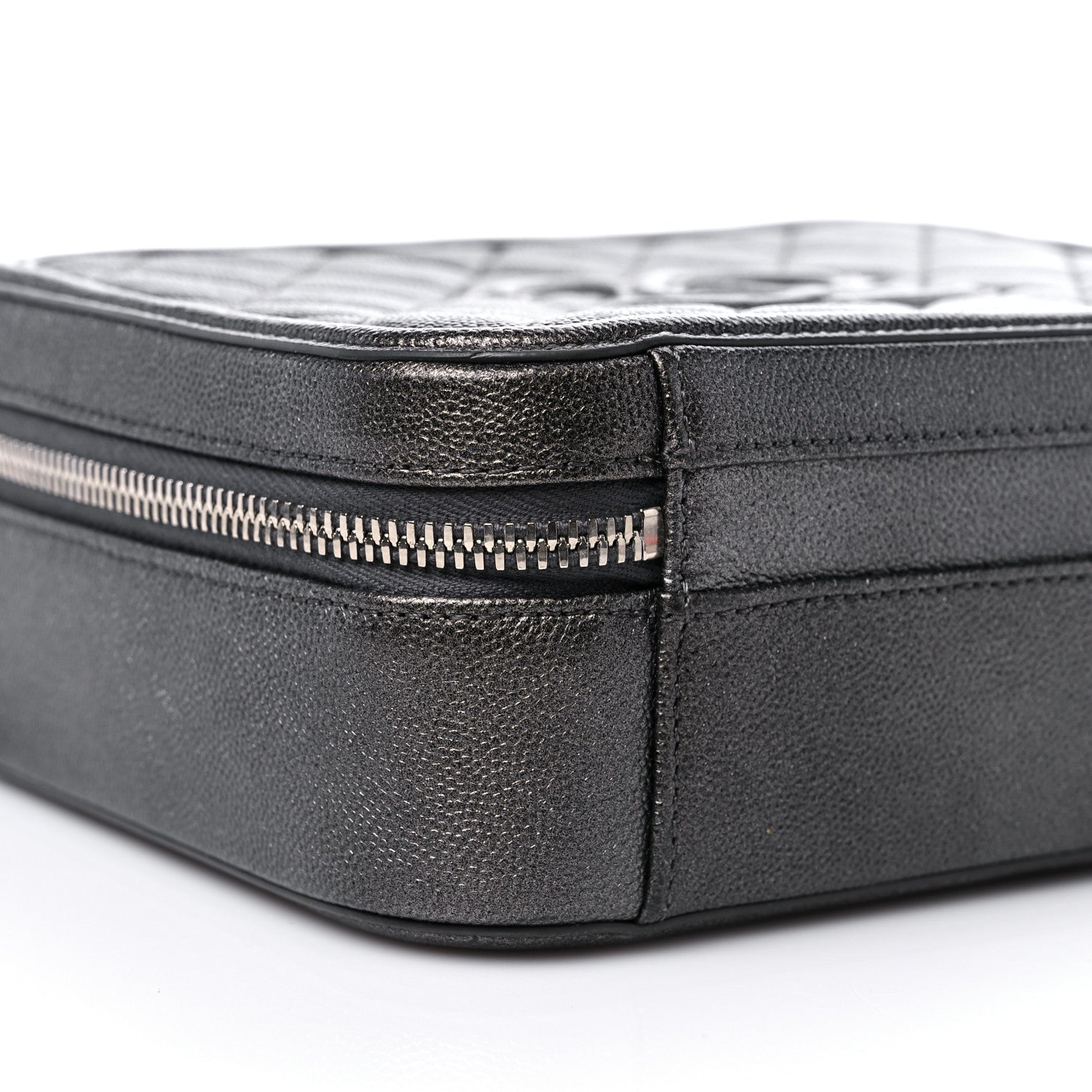 Chanel Metallic Caviar Quilted Medium CC Filigree Vanity Case Dark Silver 9 of 10