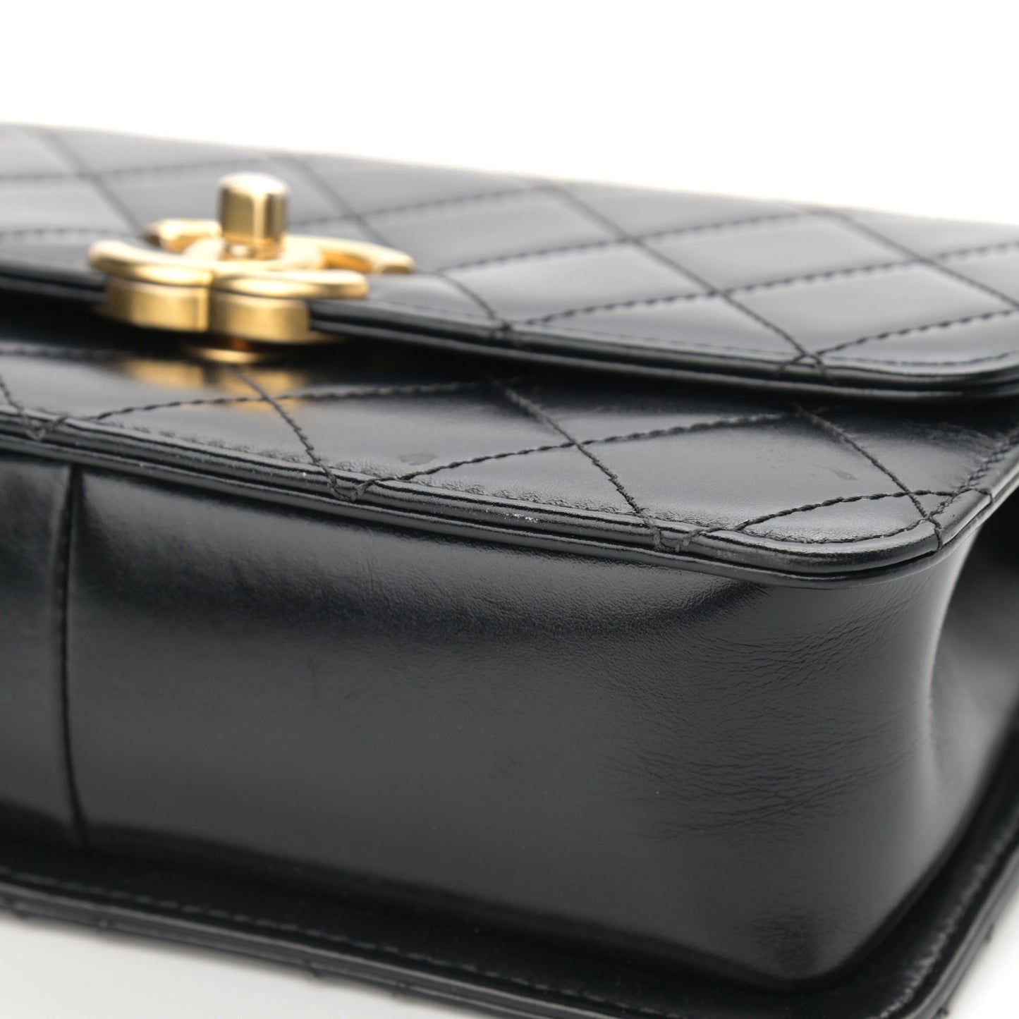 Calfskin Quilted Perfect Fit Flap Black