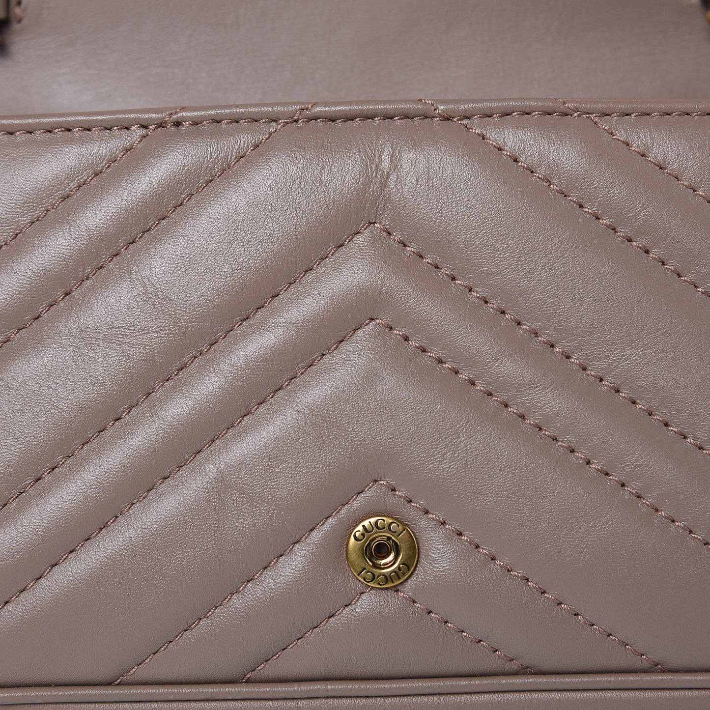 Calfskin Matelasse Super Mini GG Marmont Shoulder Bag Porcelain Rose