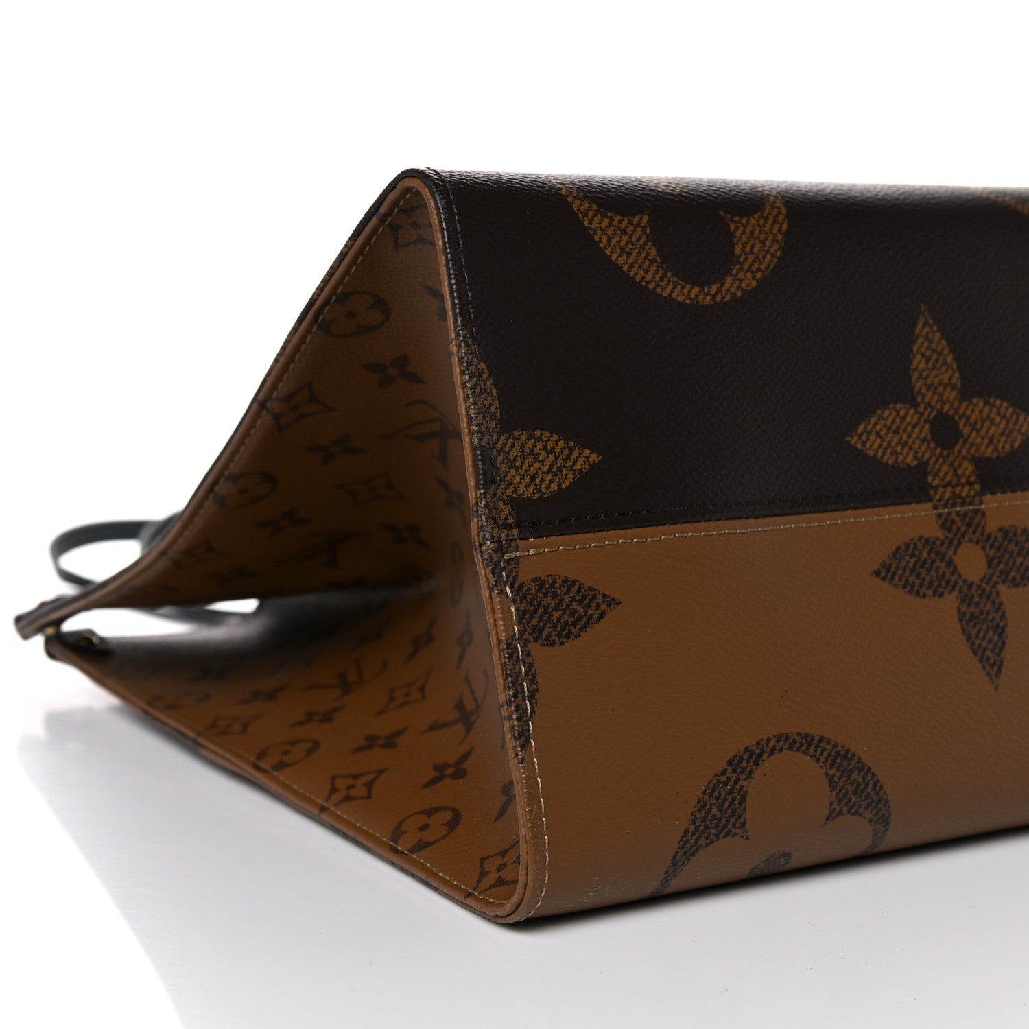 Louis Vuitton Reverse Monogram Giant Onthego GM 9 of 13