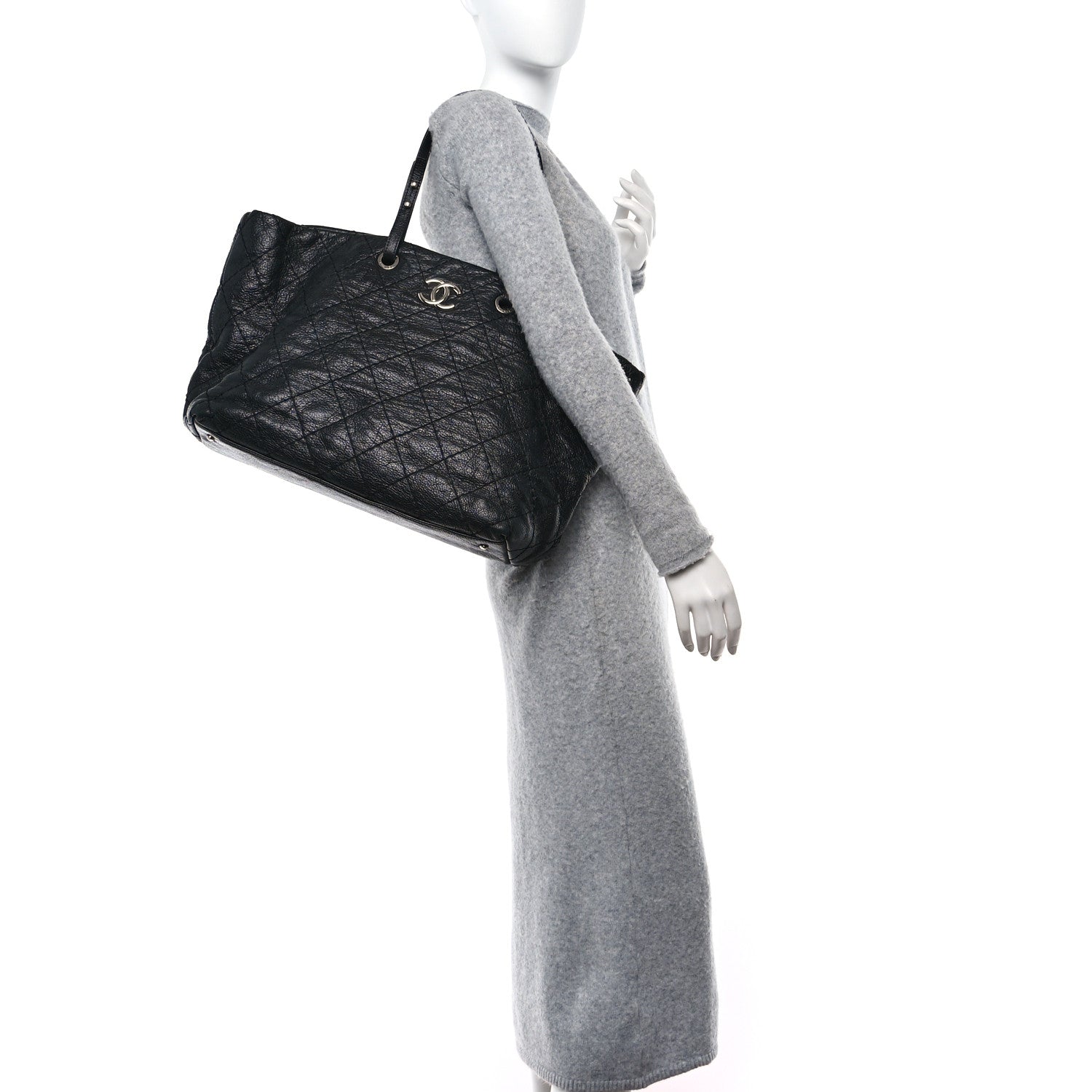 Chanel Glazed Calfskin Large On The Road Tote Black 2 of 14