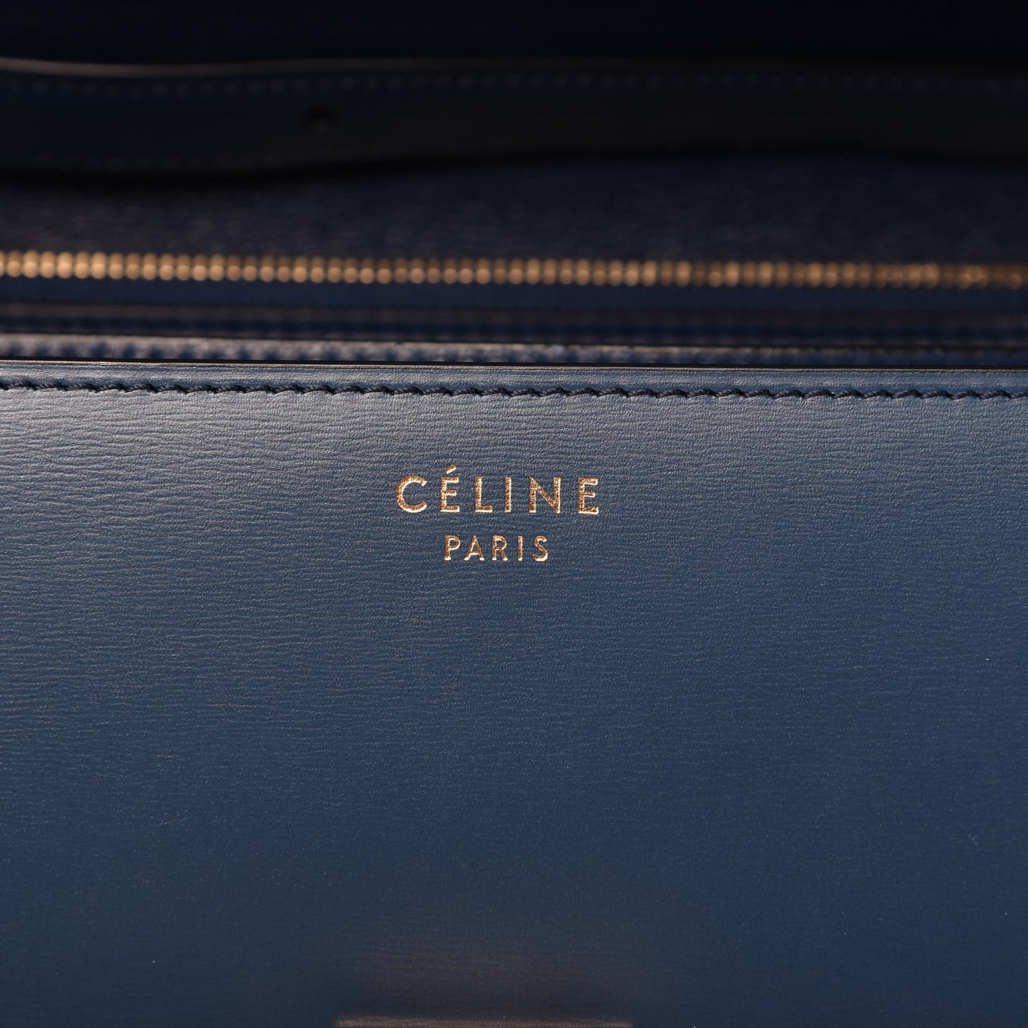 Box Calfskin Medium Classic Box Flap Indigo