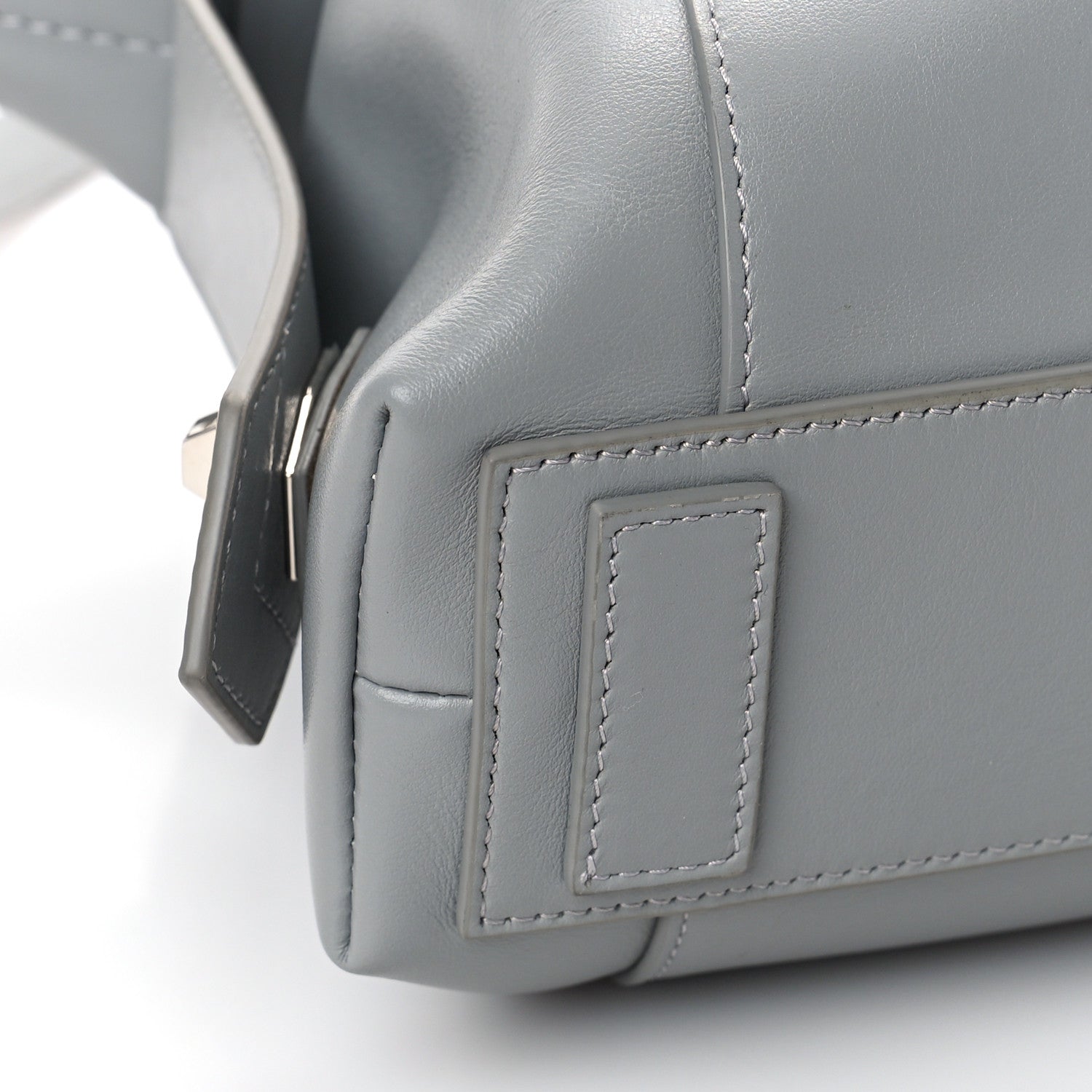 Givenchy Smooth Calfskin Small Soft Antigona Cloud Grey 7 of 8