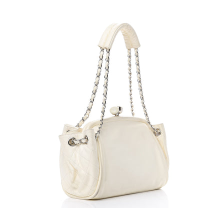 Chanel Lambskin CC Kiss Lock Accordion Bag White 3 of 16