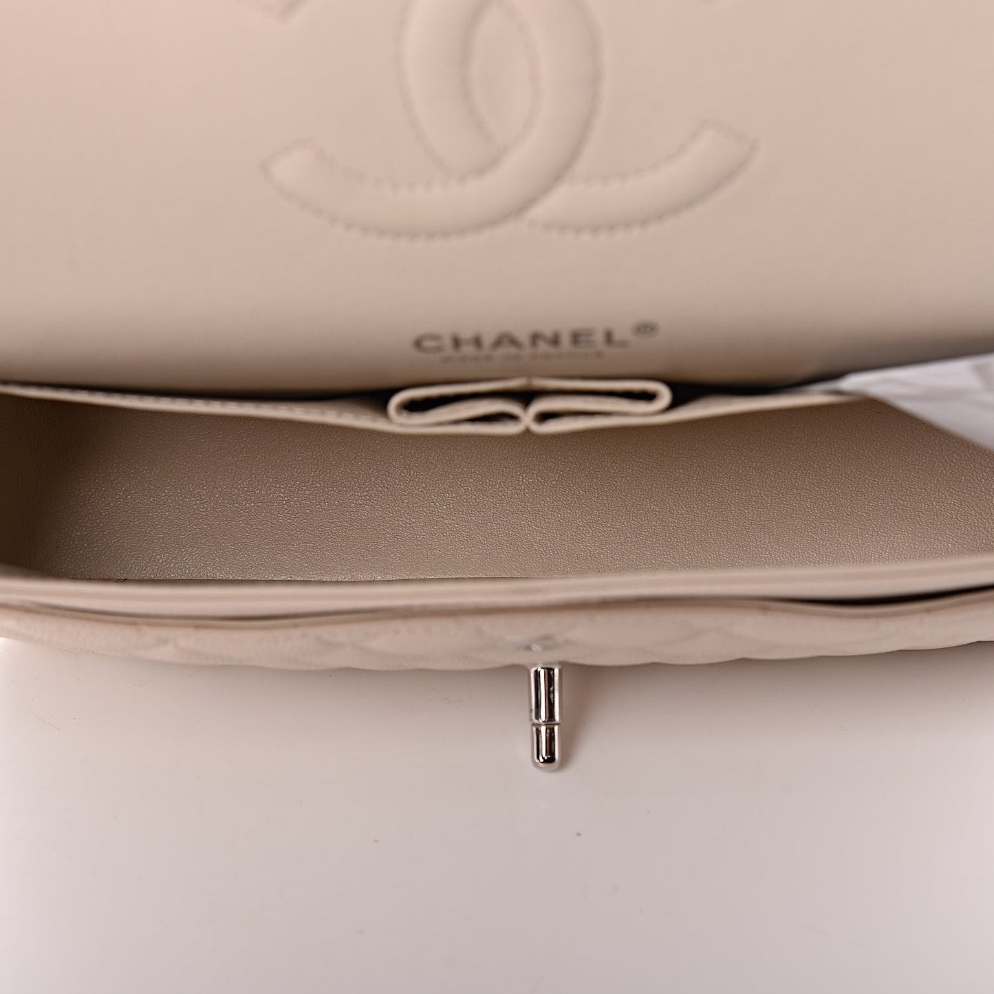Caviar Quilted Medium Double Flap Light Beige