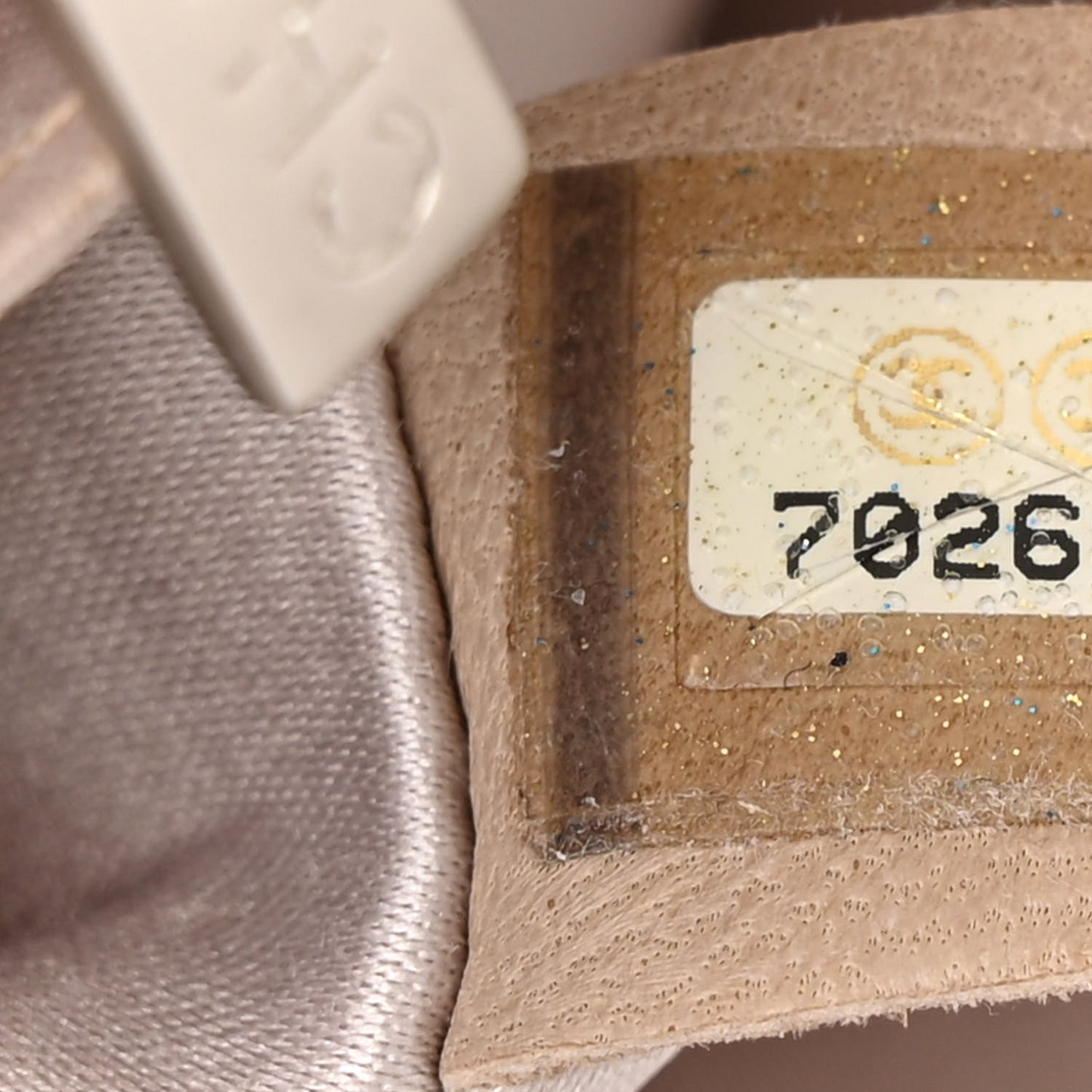 Nylon Medium Travel Flap Light Beige