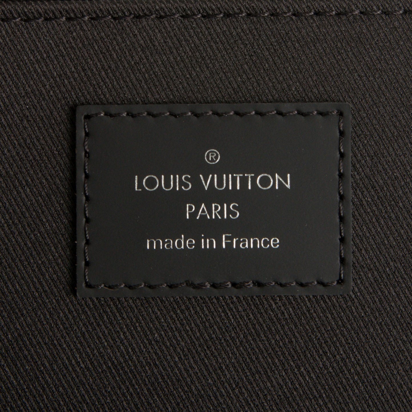 Savane Damier Ebene Lion Chapman Pochette Jour GM