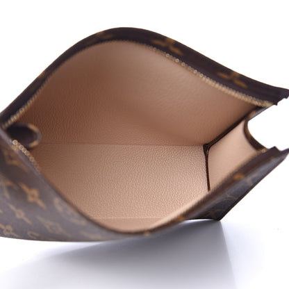 Louis Vuitton Monogram Toiletry Pouch 19 4 of 9