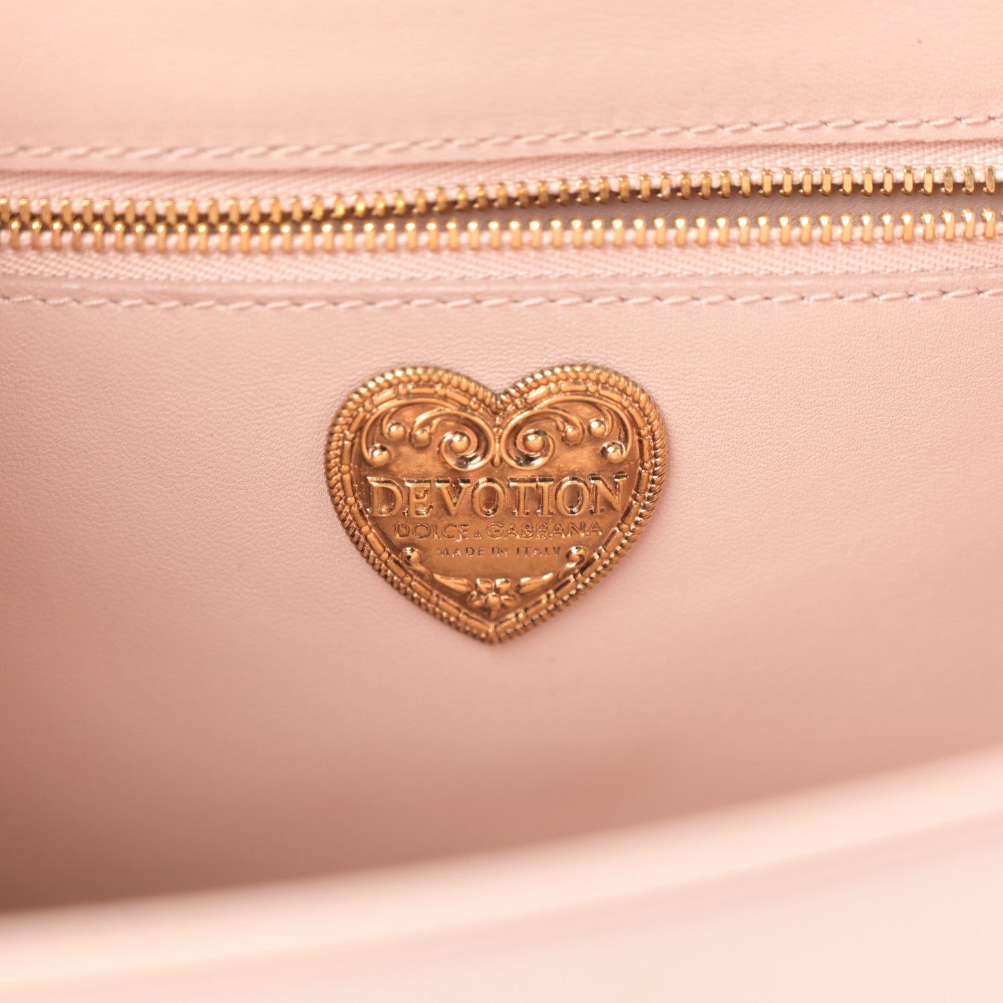 Calfskin Large Devotion Crossbody Bag Cipria