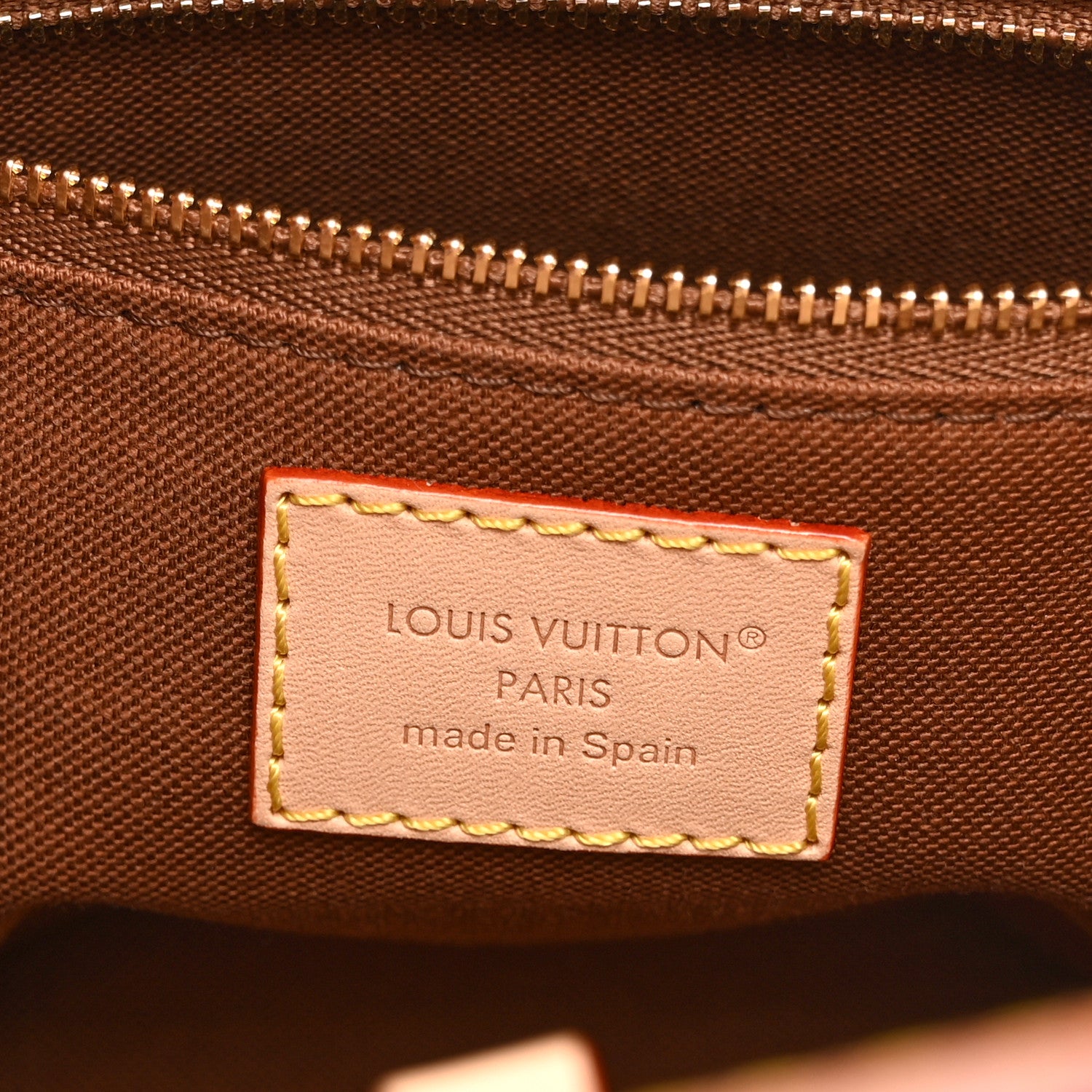 Louis Vuitton Monogram Rivage BB 6 of 9