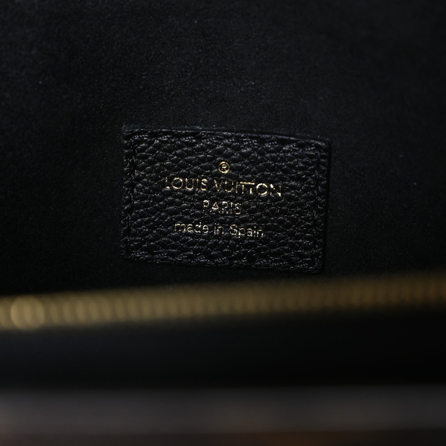 Monogram Victoire  Black