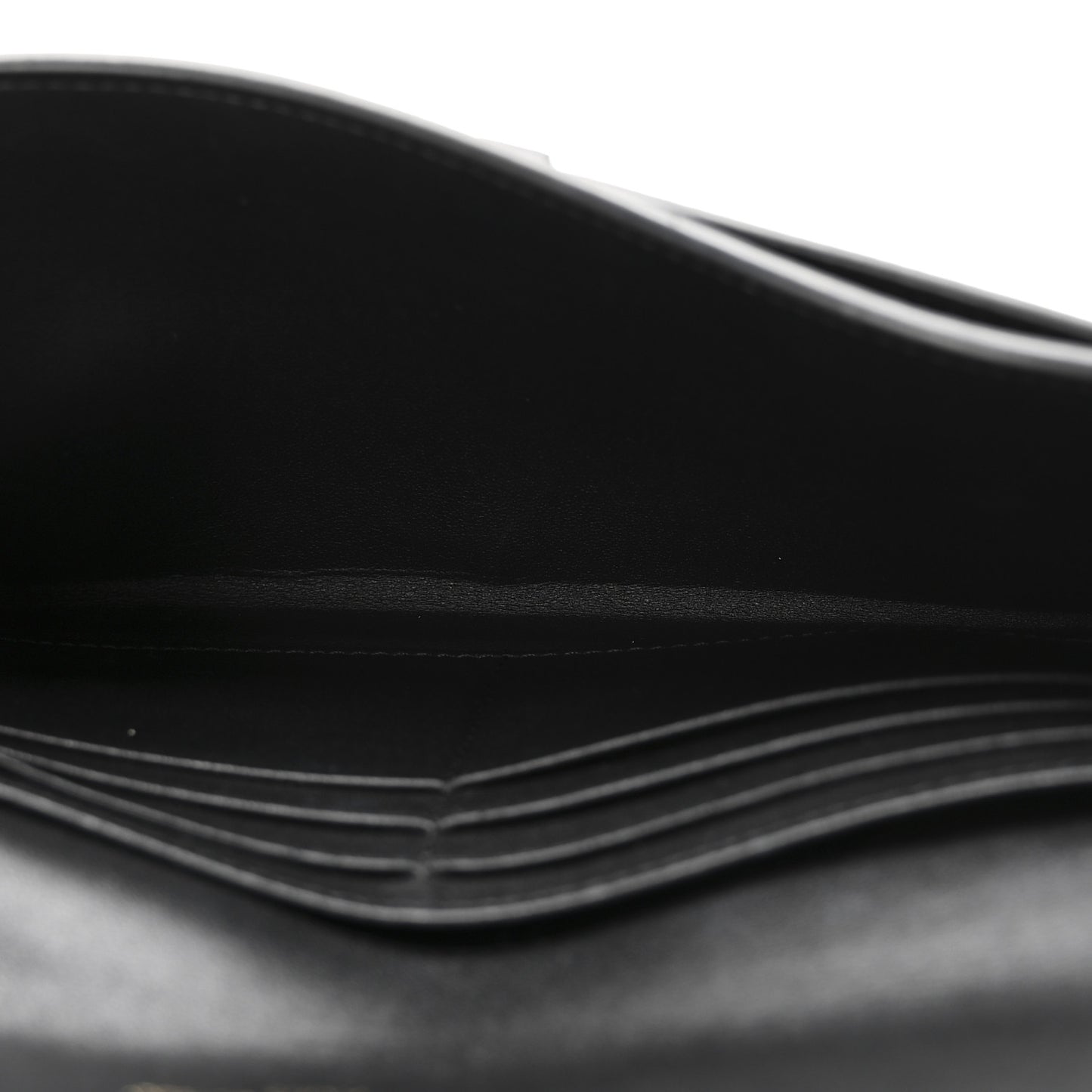 Goatskin Saddle Long Wallet With Chain Black