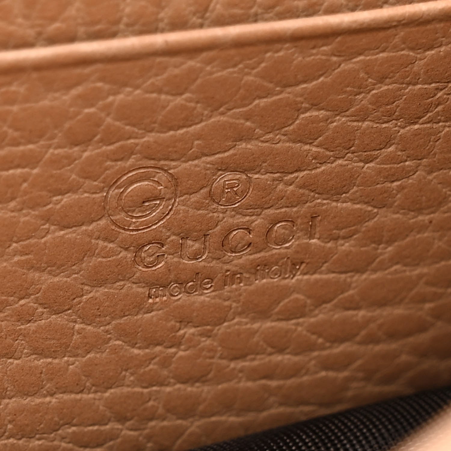 Gucci Dollar Calfskin Interlocking G Chain Wallet Camelia 6 of 10