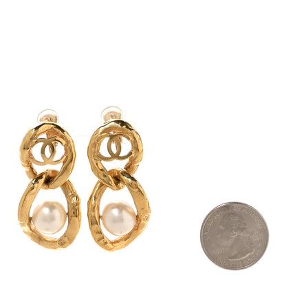 Chanel Chain Link Pearl CC Clip On Earrings Gold 2 of 5