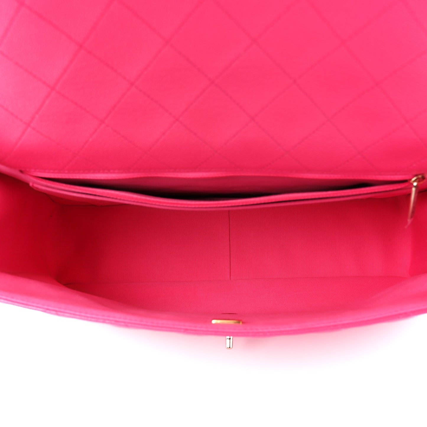 Caviar Quilted XXL Travel Flap Bag Dark Pink