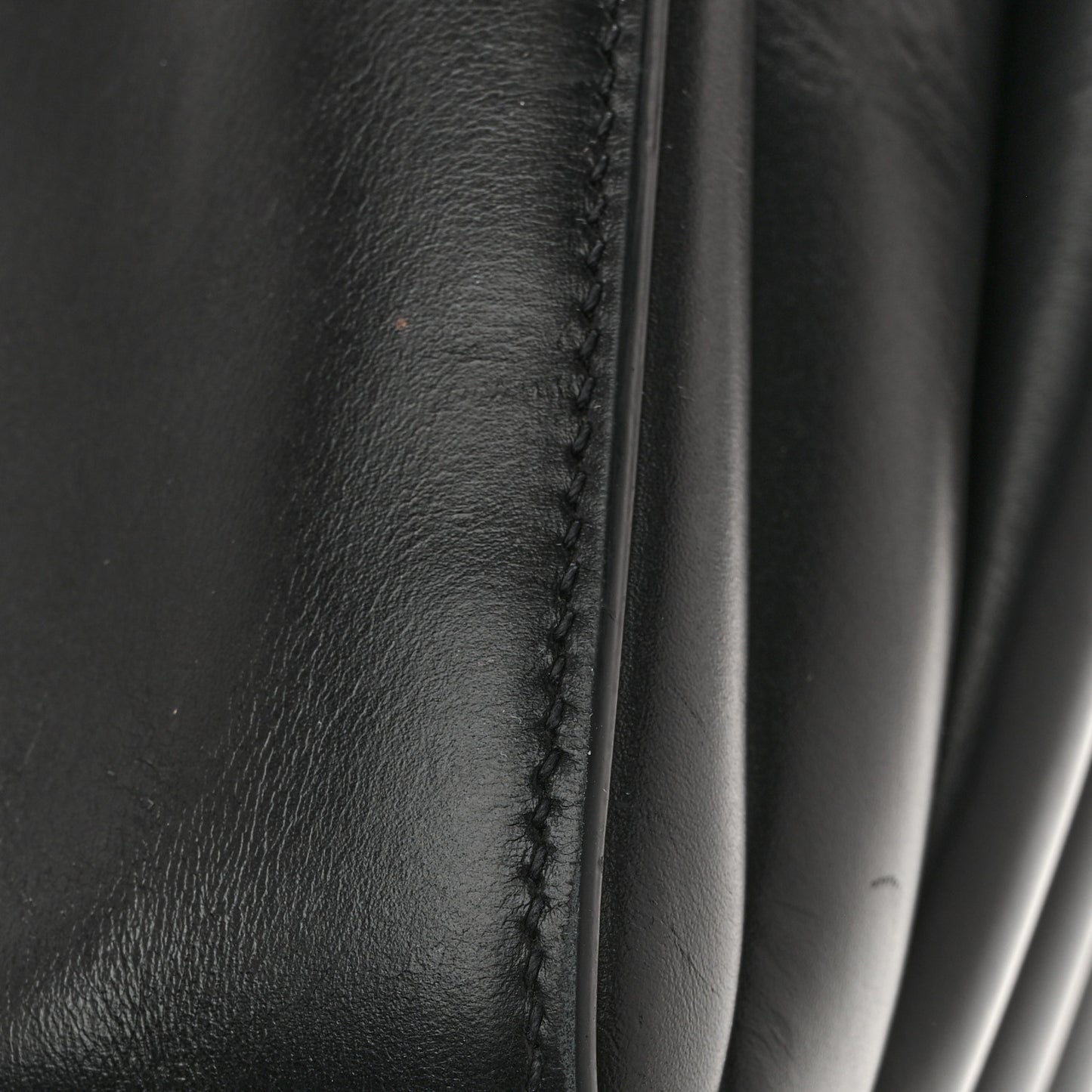 City Calfskin Bibliotheque XL Tote Black