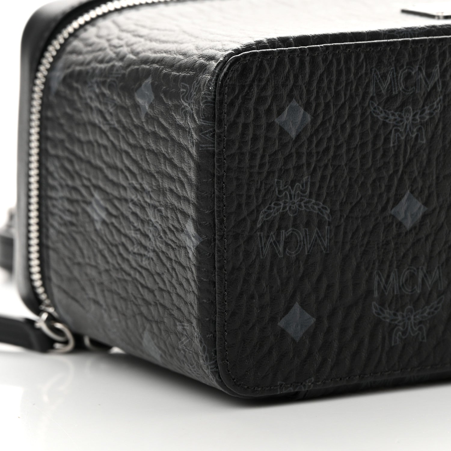 MCM Visetos Medium Rockstar Vanity Case Black 9 of 12