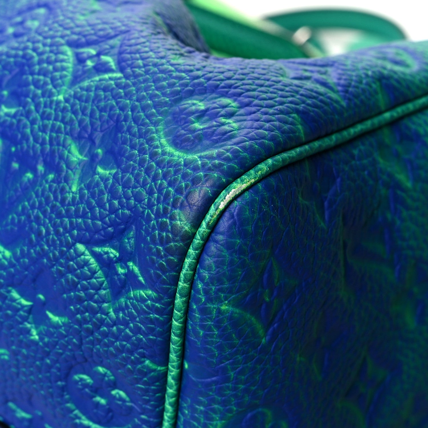 Louis Vuitton Taurillon Illusion Keepall Bandouliere 50 Bleu Vert 11 of 11