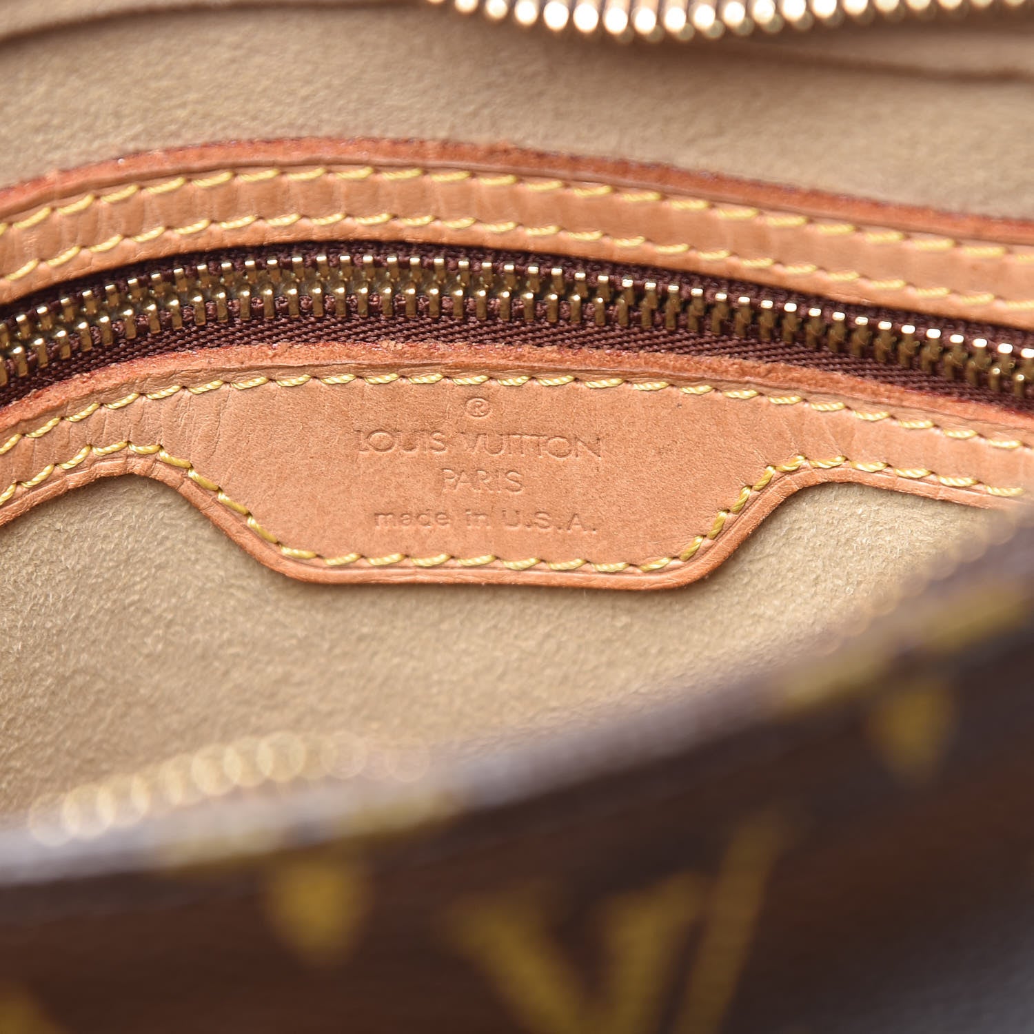 Louis Vuitton Monogram Looping MM 6 of 18