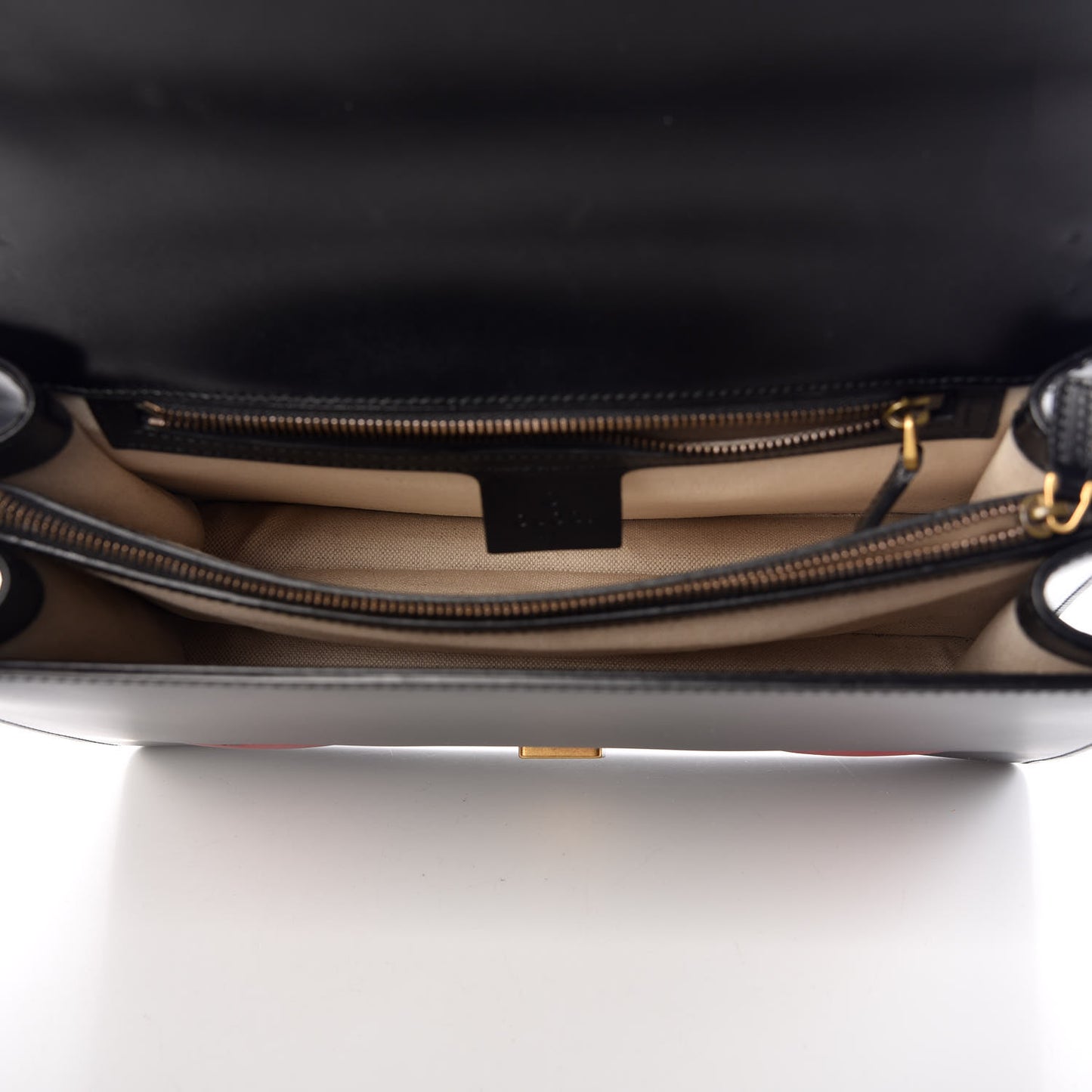 Calfskin Web Heart Medium GG Marmont Chain Handle Bag Black