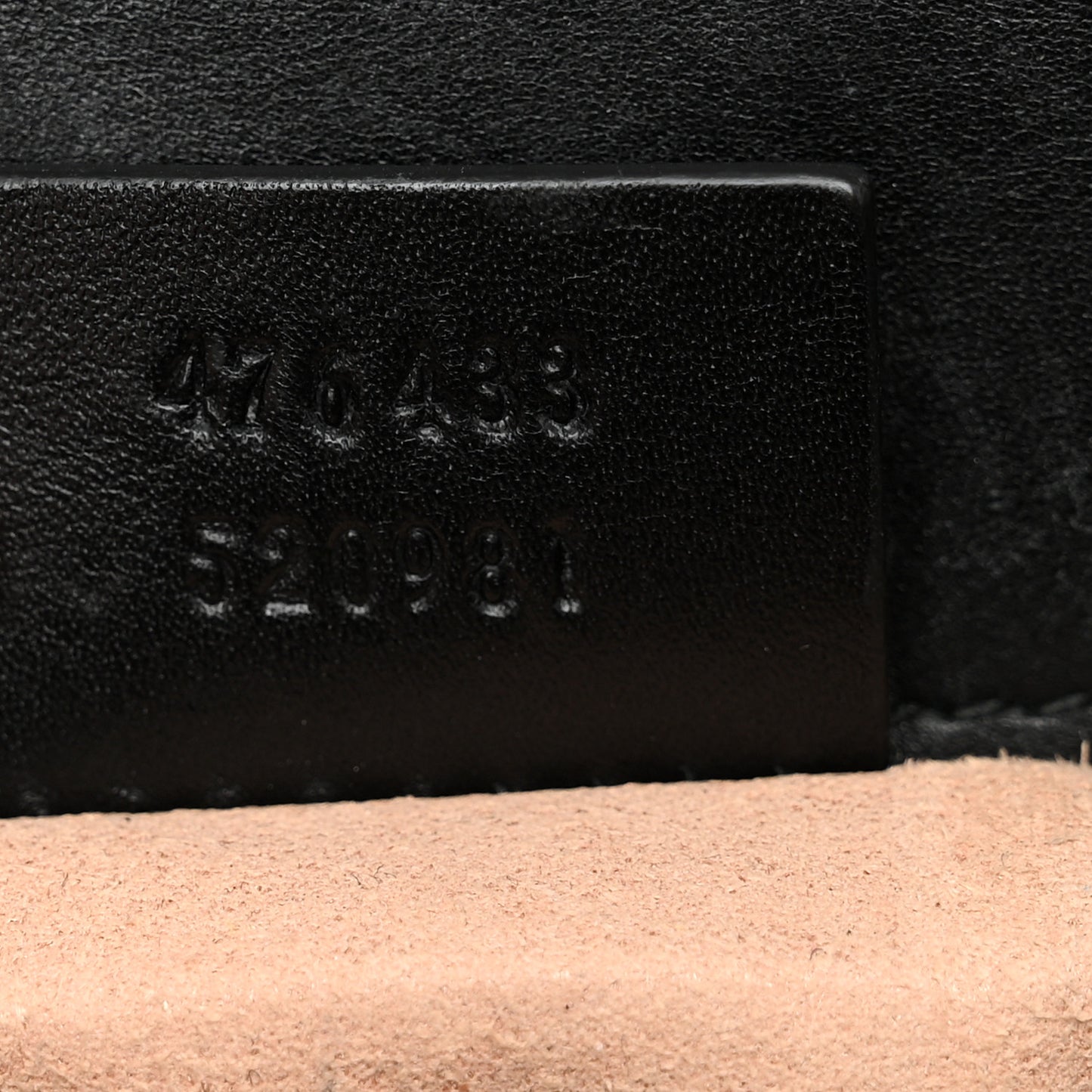 Calfskin Matelasse Super Mini GG Marmont Shoulder Bag Black