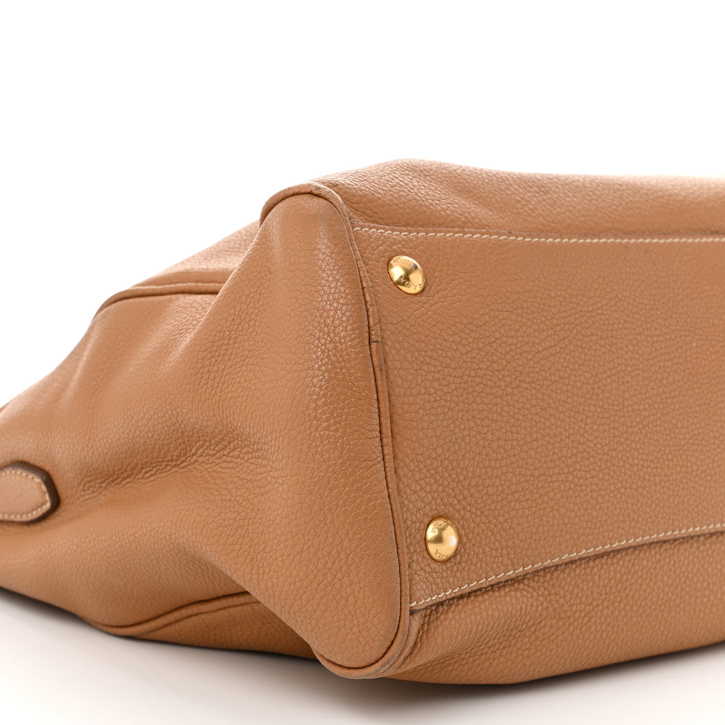Vitello Daino Top Handle Zip Tote Caramel