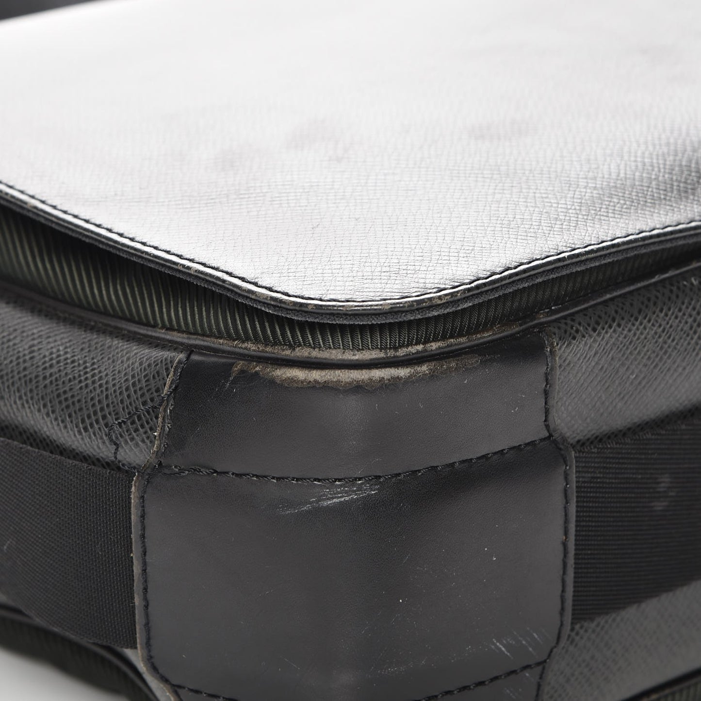 Taiga Viktor Messenger Bag Ardoise