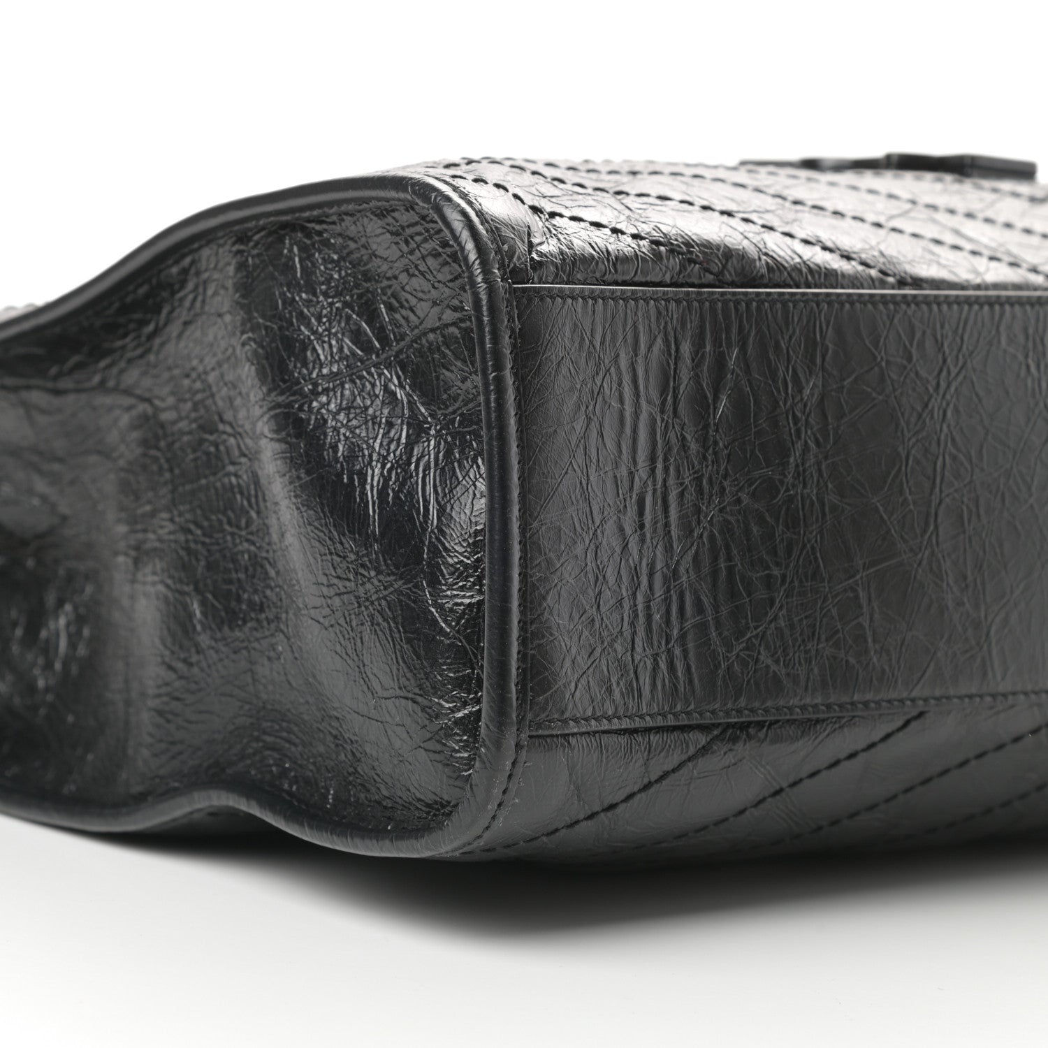 Saint Laurent Crinkled Calfskin Matelasse Monogram Niki Shoulder Bag Black 9 of 12