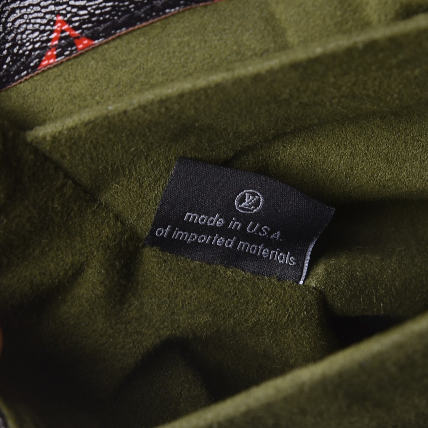 Monogram Infrarouge Pochette Metis
