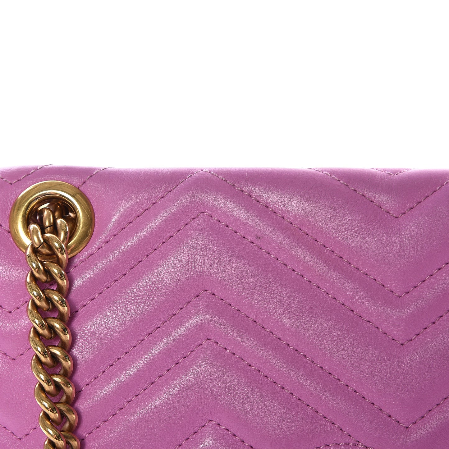 Calfskin Matelasse Medium GG Marmont Shoulder Bag Candy Mousse