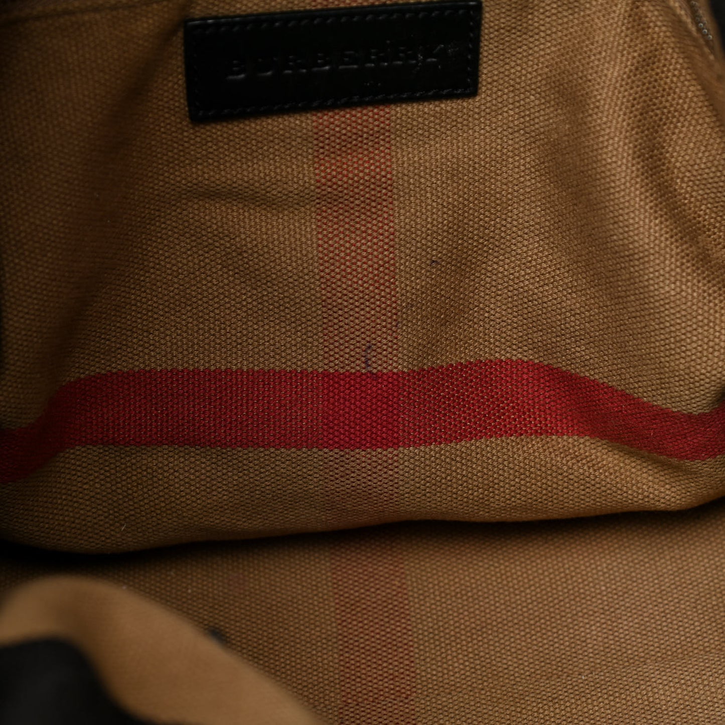 Grainy Calfskin House Check Medium Maidstone Black