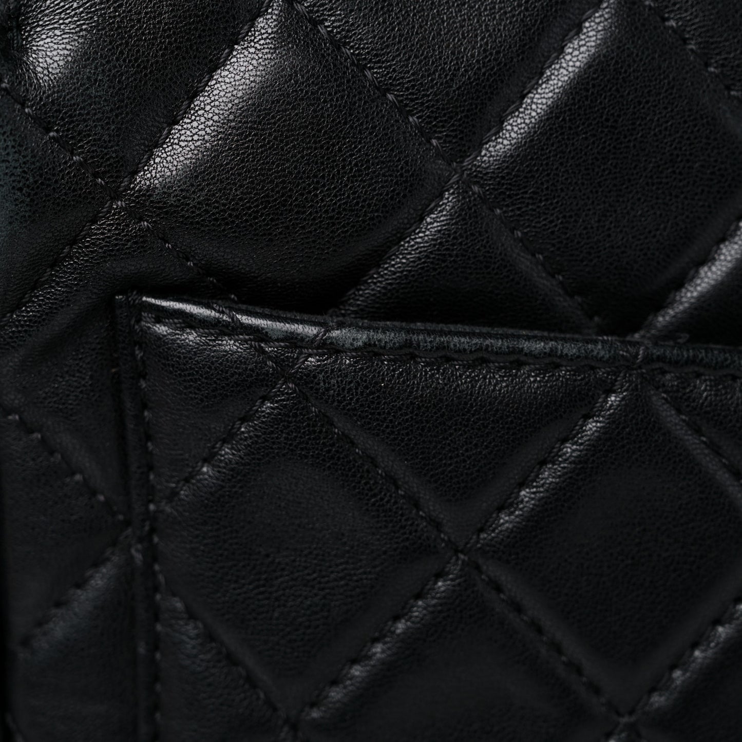 Lambskin Quilted Messenger Bag Black