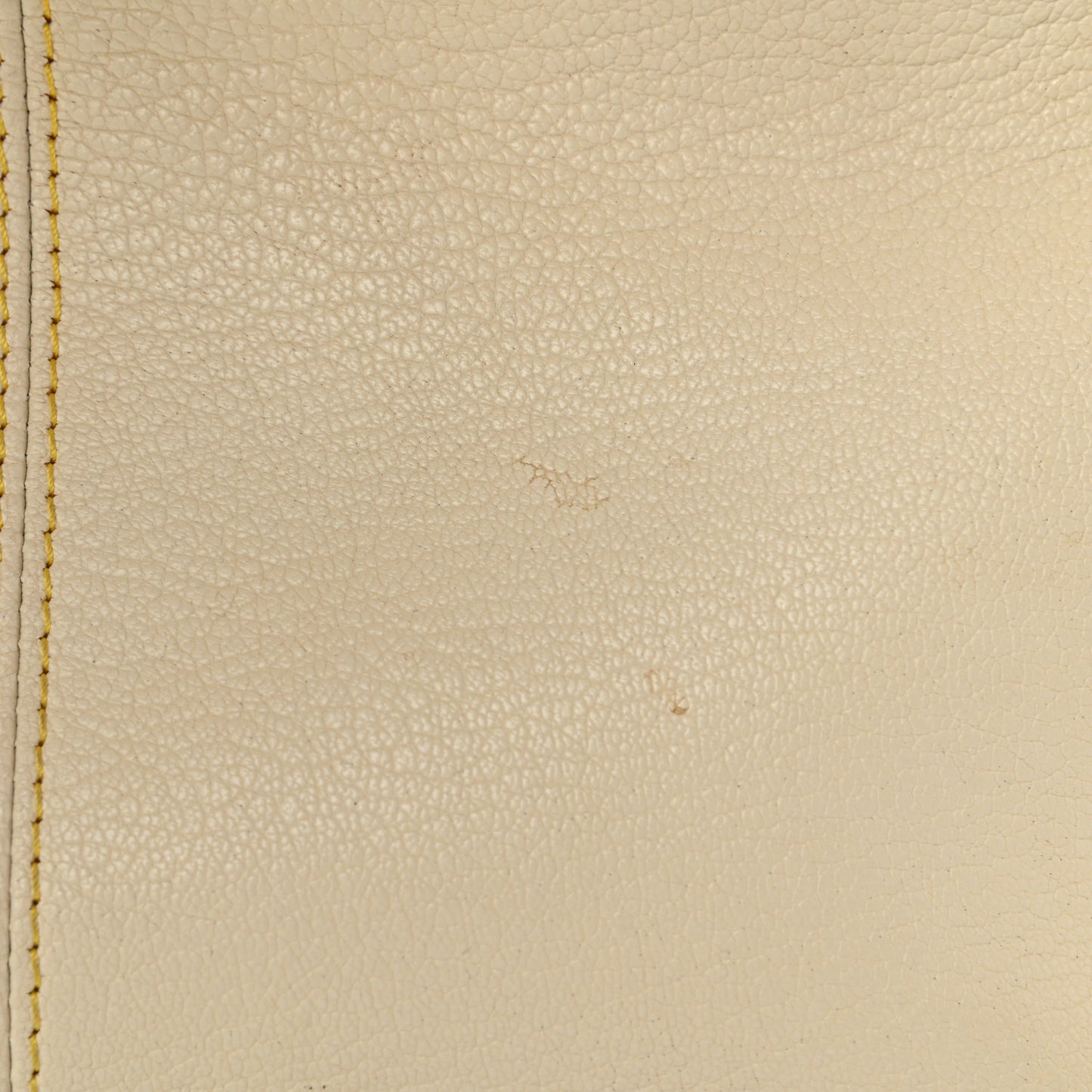 Suhali Lockit PM White